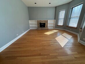 4633 N Kenmore Ave in Chicago, IL - Building Photo - Building Photo