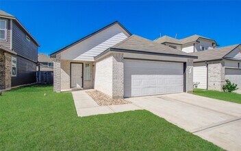 13409 Cannon Crk Ct in Willis, TX - Building Photo - Building Photo