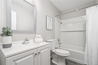2891 Canyon Crest Dr in Riverside, CA - Building Photo - Building Photo
