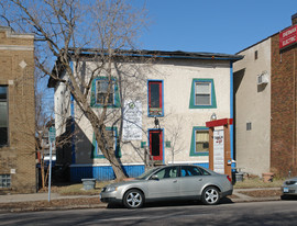 2740 Lyndale Ave S Apartments