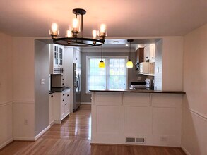 10 Donagh Ct in Timonium, MD - Building Photo - Building Photo