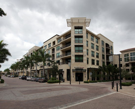 The Strada at Mercato in Naples, FL - Foto de edificio - Building Photo