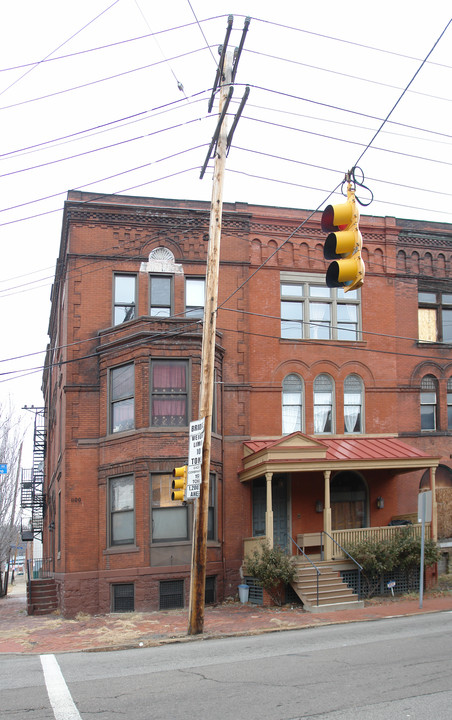 958 W North Ave in Pittsburgh, PA - Building Photo