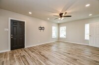 3426 Rosedale St photo'