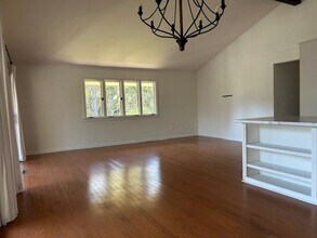 17 Barnacle Rd in Hilton Head Island, SC - Building Photo - Building Photo