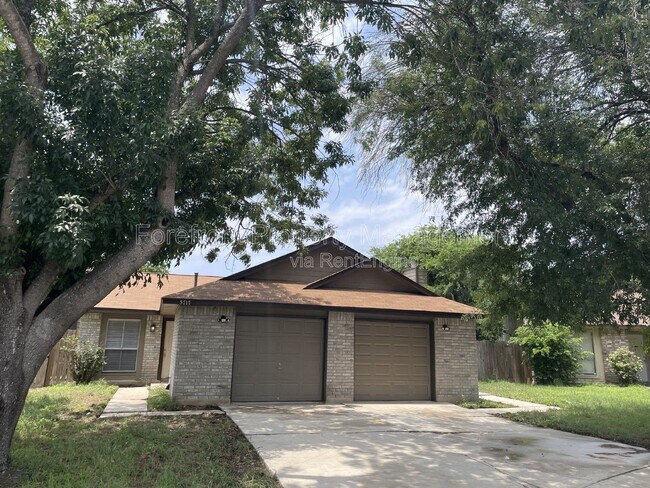 property at 5715 Lochmoor