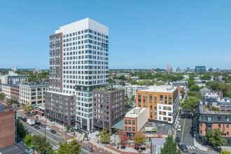 Market Central in Cambridge, MA - Foto de edificio - Building Photo