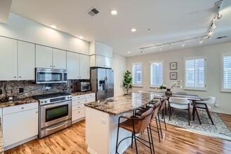 3642 E Ellsworth Ave in Denver, CO - Building Photo - Building Photo