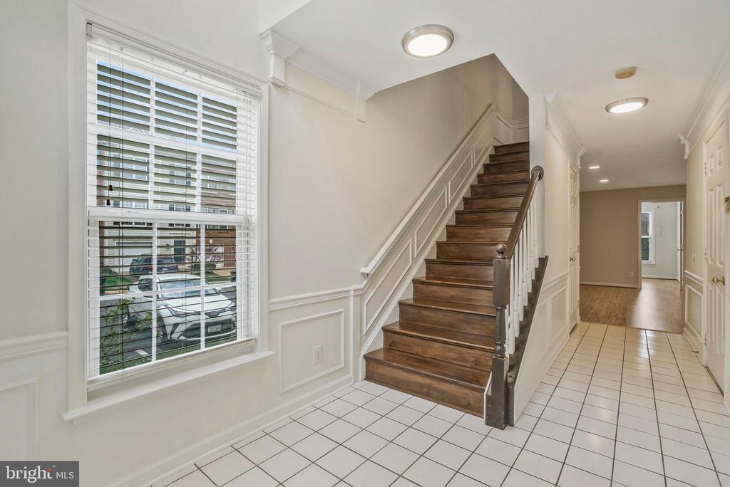 6340 Walking Ln in Alexandria, VA - Building Photo