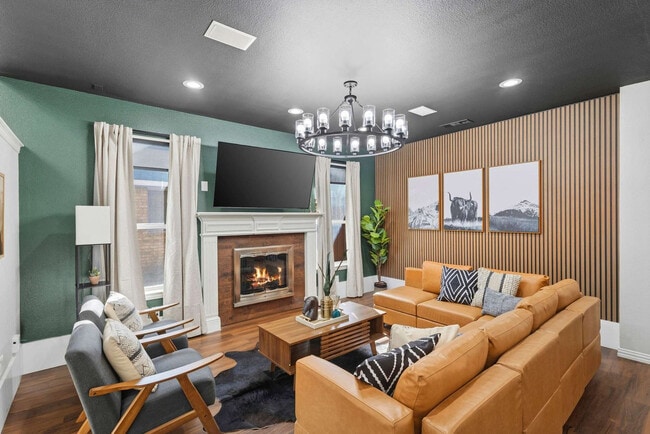 5717 Christy Ln in Haltom City, TX - Building Photo - Building Photo