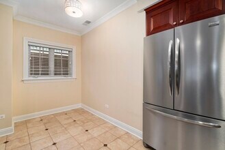 107 S Grant St in Hinsdale, IL - Building Photo - Building Photo