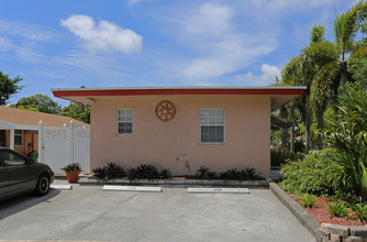 1422 NE 5th Ter in Fort Lauderdale, FL - Building Photo - Building Photo