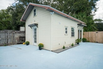 2761 Sack Dr E in Jacksonville, FL - Building Photo - Building Photo