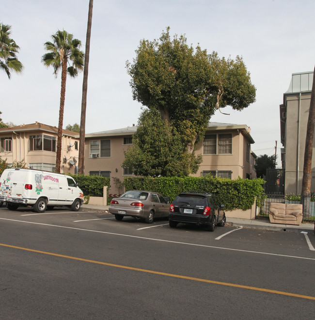 1844 N Kingsley Dr in Los Angeles, CA - Foto de edificio - Building Photo