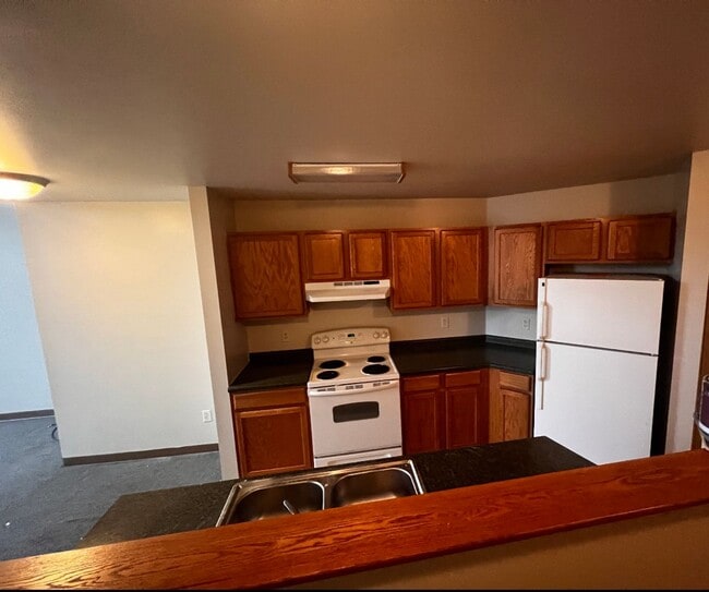 87 E Main St in Gouverneur, NY - Building Photo - Building Photo