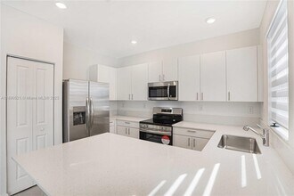 16270 SW 291st St in Homestead, FL - Building Photo - Building Photo