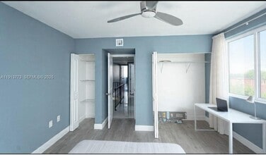 1070 W 43rd Pl in Hialeah, FL - Building Photo - Building Photo