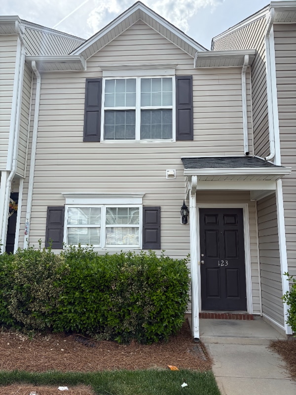 property at 123 Silhouette Dr