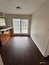 106 Sagemont Ave in Victoria, TX - Building Photo - Building Photo