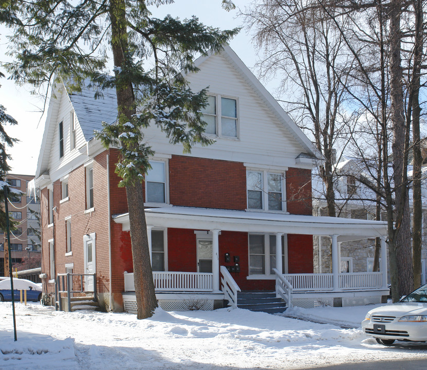 414 S Pugh St in State College, PA - Building Photo