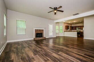 11040 Southwood Dr in Hampton, GA - Building Photo - Building Photo