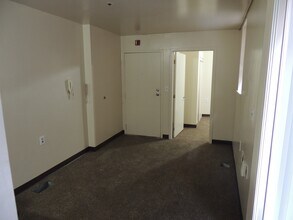 7178 Ogontz Ave in Philadelphia, PA - Building Photo - Building Photo