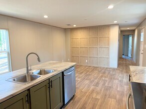 82 Edinburgh Dr SW in Conyers, GA - Building Photo - Building Photo