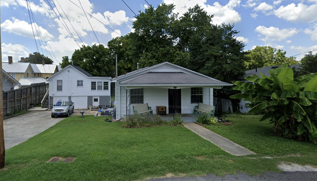 103 Quill E Cope St in Sparta, TN - Building Photo