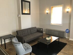 2651 Reed St, Unit A in Philadelphia, PA - Building Photo - Building Photo