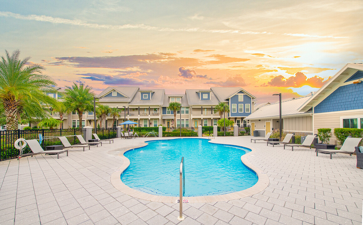 Cypress Village in Orange Beach, AL - Foto de edificio