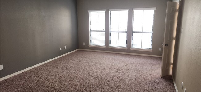 11614 Royal Oaks Crossing