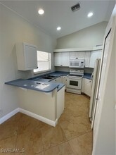 1412 SW 19th Pl in Cape Coral, FL - Foto de edificio - Building Photo