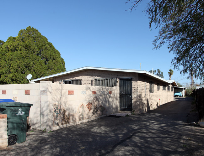 225-231 E Calle Arizona in Tucson, AZ - Building Photo - Building Photo