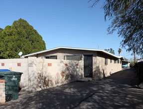 225-231 E Calle Arizona in Tucson, AZ - Foto de edificio - Building Photo