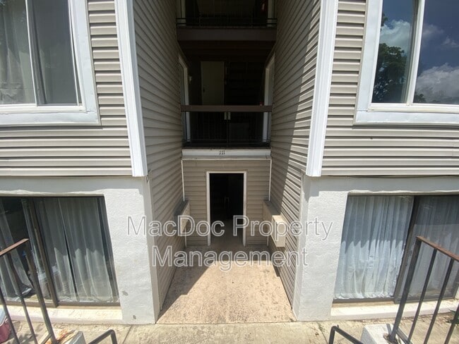 111 Berry St in Orange, VA - Building Photo - Building Photo