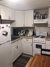471 Commonwealth Ave, Unit B1 in Boston, MA - Building Photo - Building Photo