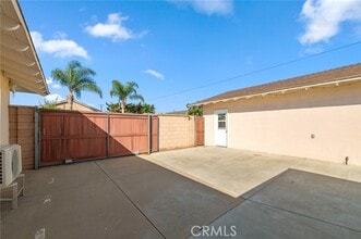 641 N Milford Rd in Orange, CA - Building Photo - Building Photo