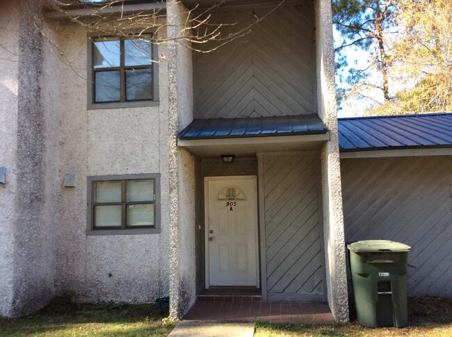 905 Brett Dr in Hinesville, GA - Building Photo - Building Photo