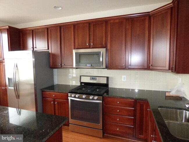 property at 43141 Whelplehill Terrace
