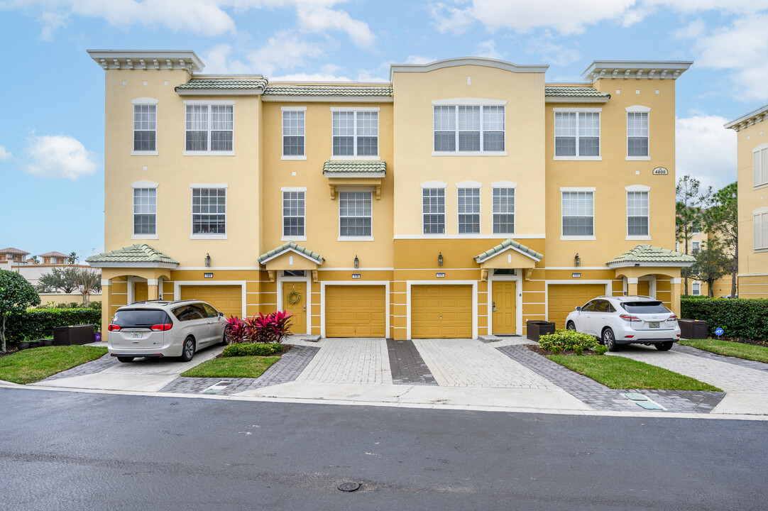 4800 Tidecrest Ave, Unit #171 in Orlando, FL - Foto de edificio