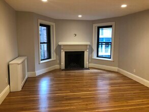 184 Newbury St, Unit 6 in Boston, MA - Building Photo - Building Photo