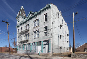 2904 Alms Pl Apartments