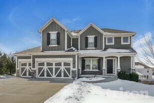 9604 N Denton Ave, Unit C in Kansas City, MO - Building Photo