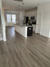 4633 Forest Hills Dr in North Charleston, SC - Building Photo - Building Photo