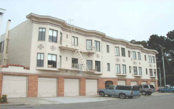 890 32nd Ave in San Francisco, CA - Building Photo - Building Photo