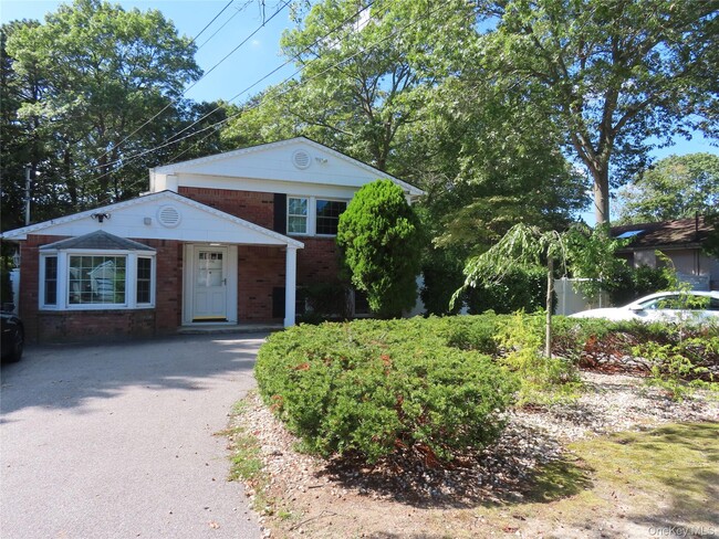 property at 1210 Smithtown Ave