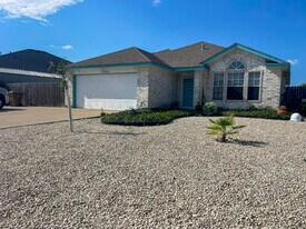 13954 Seafarer Dr in Corpus Christi, TX - Building Photo