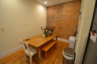 Hemenway Apartments in Boston, MA - Building Photo - Building Photo