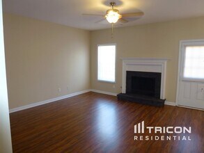 1410 Commonwealth Ln in Grayson, GA - Building Photo - Building Photo