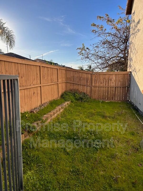 2305 Bliss Cir in Oceanside, CA - Building Photo - Building Photo
